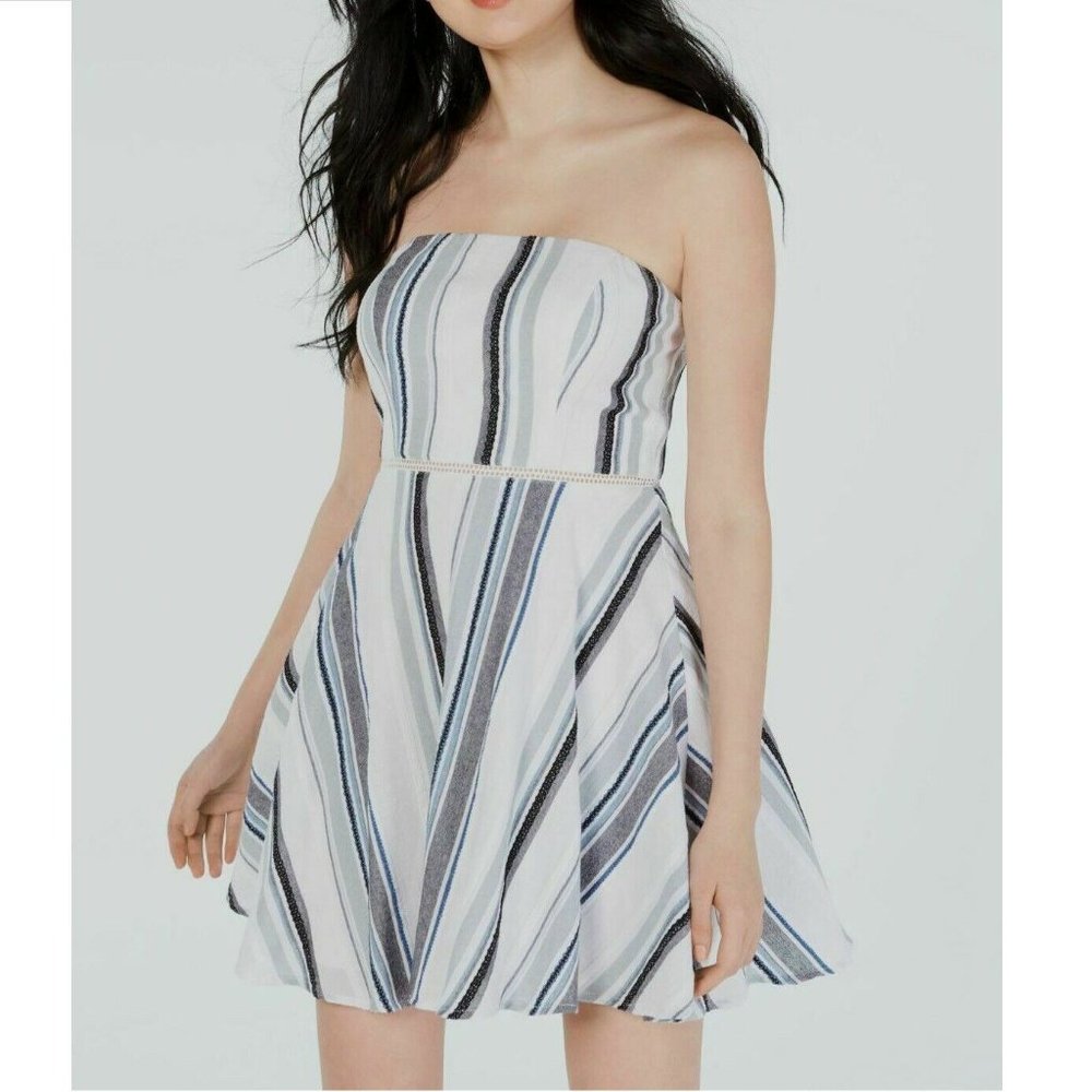 City Studio 3 Ivy Striped Strapless Dress NWT AI11